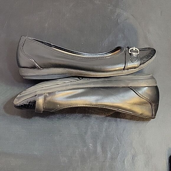 Faded Glory Women's Buckle Toe Flat SHOE - Picture 9 of 13